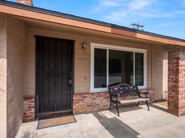 8809 Los Coches Rd, Lakeside CA 92040