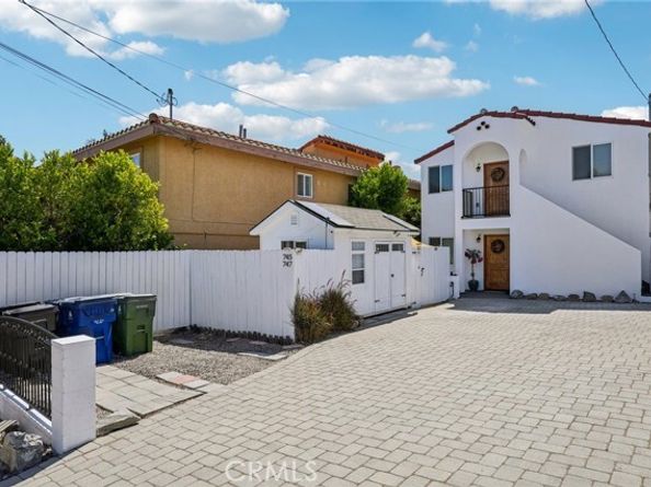 745 W Oliver St, San Pedro (los Angeles) CA 90731