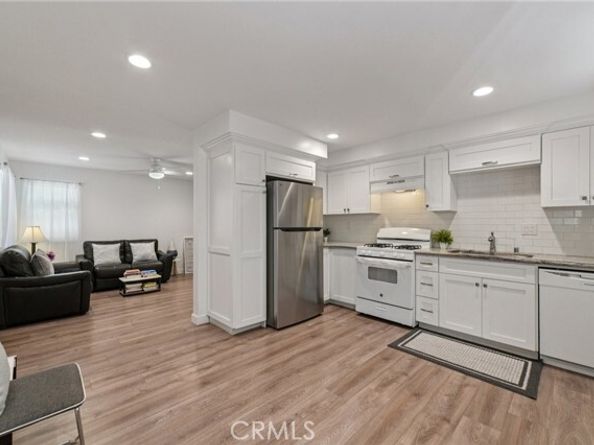 745 W Oliver St, San Pedro (los Angeles) CA 90731