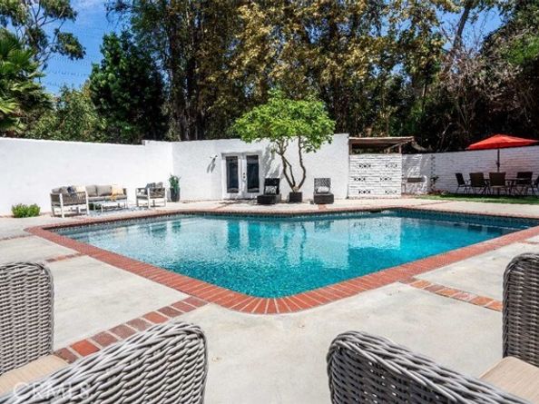 3183 N Laurel Canyon Blvd, Studio City (los Angeles) CA 91604