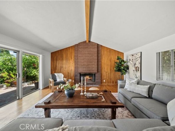 10106 Petit, North Hills (los Angeles) CA 91343