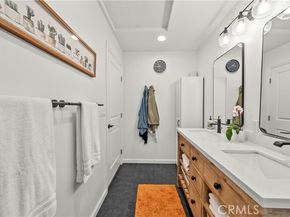 11228 Blythe, Sun Valley (los Angeles) CA 91352