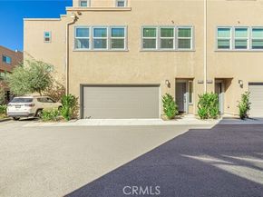 12800 N Watt Lane D, Sylmar (los Angeles) CA 91342