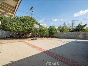 11044 Borden Avenue, Pacoima (los Angeles) CA 91331