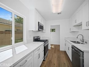 7848 Chastain Avenue, Reseda (los Angeles) CA 91335