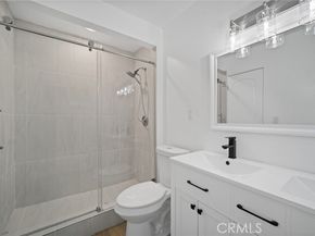 7848 Chastain Avenue, Reseda (los Angeles) CA 91335