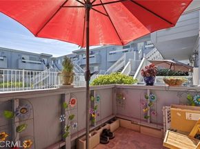 20930 Parthenia, Canoga Park (los Angeles) CA 91304