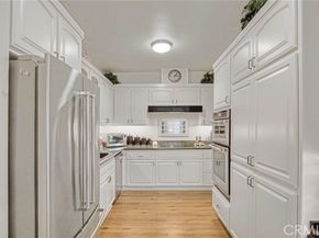 5216 Yarmouth 107, Encino (los Angeles) CA 91316