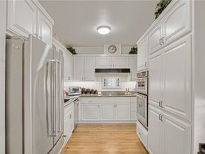5216 Yarmouth 107, Encino (los Angeles) CA 91316