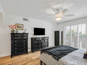 5216 Yarmouth 107, Encino (los Angeles) CA 91316