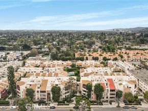 5216 Yarmouth 107, Encino (los Angeles) CA 91316