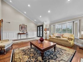 11101 Eton Avenue, Chatsworth (los Angeles) CA 91311