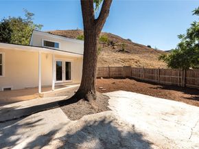 10416 Clybourn Avenue, Burbank CA 91040