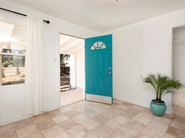 10416 Clybourn Avenue, Burbank CA 91040