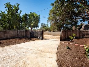10416 Clybourn Avenue, Burbank CA 91040