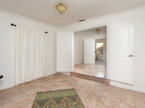 10416 Clybourn Avenue, Burbank CA 91040