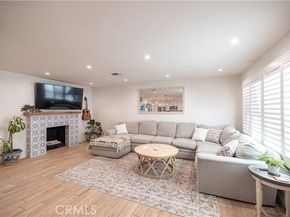 7848 Maynard, West Hills (los Angeles) CA 91304