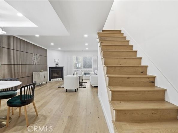 11119 Camarillo 104, North Hollywood (los Angeles) CA 91602