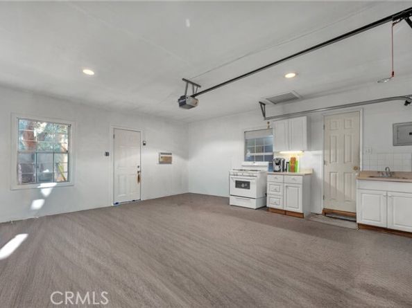 5463 Beck, North Hollywood (los Angeles) CA 91601