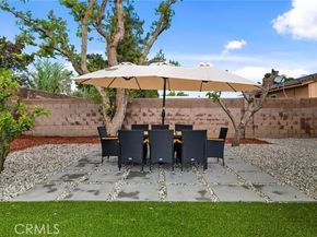 9233 Swinton Avenue, North Hills (los Angeles) CA 91343