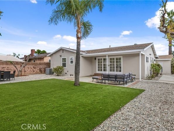 9233 Swinton Avenue, North Hills (los Angeles) CA 91343