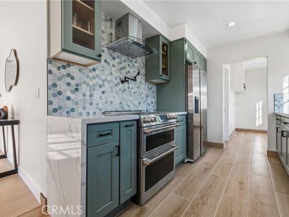 9233 Swinton Avenue, North Hills (los Angeles) CA 91343