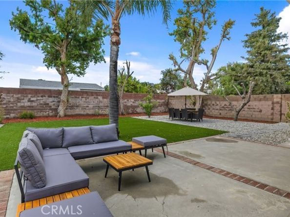 9233 Swinton Avenue, North Hills (los Angeles) CA 91343