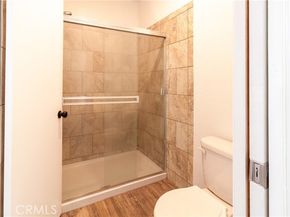 9047 Langdon Avenue 22, North Hills (los Angeles) CA 91343