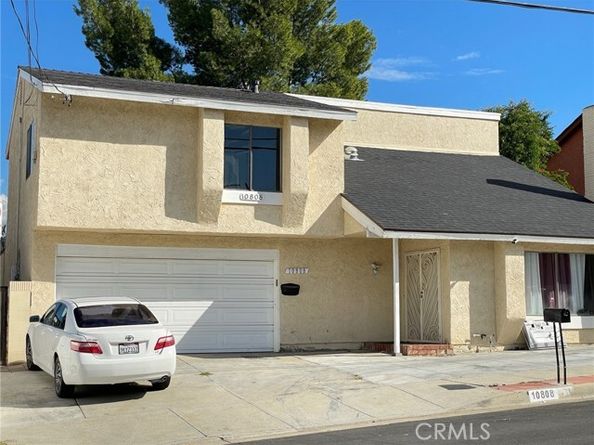 10808 De Haven, Pacoima (los Angeles) CA 91331