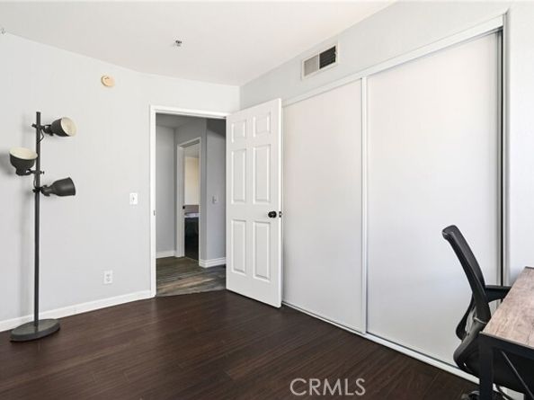 9400 Noble Avenue, North Hills (los Angeles) CA 91343