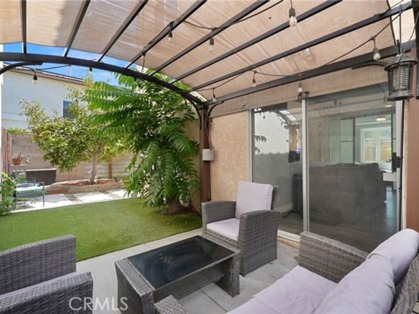 9400 Noble Avenue, North Hills (los Angeles) CA 91343