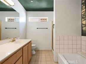 9400 Noble Avenue, North Hills (los Angeles) CA 91343