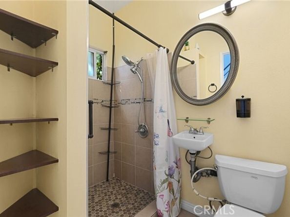 9400 Noble Avenue, North Hills (los Angeles) CA 91343