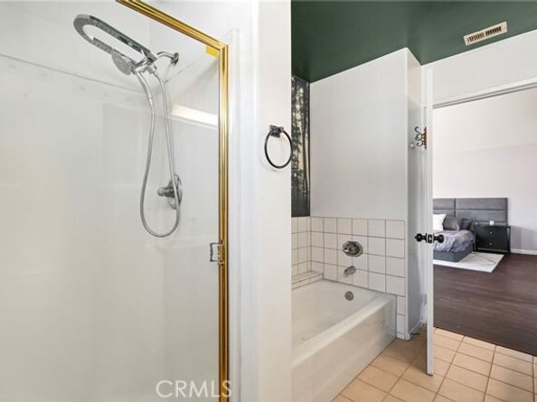 9400 Noble Avenue, North Hills (los Angeles) CA 91343