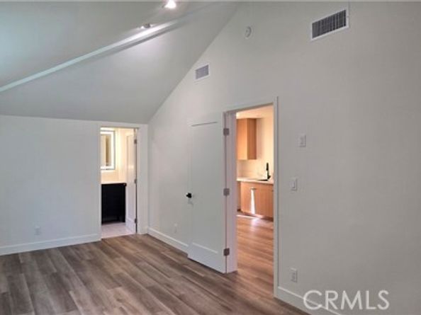 7117 Natick Avenue, Van Nuys (los Angeles) CA 91405