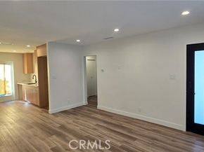 7117 Natick Avenue, Van Nuys (los Angeles) CA 91405