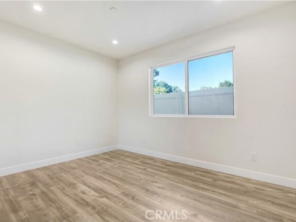 7454 Gaviota Avenue, Van Nuys (los Angeles) CA 91406