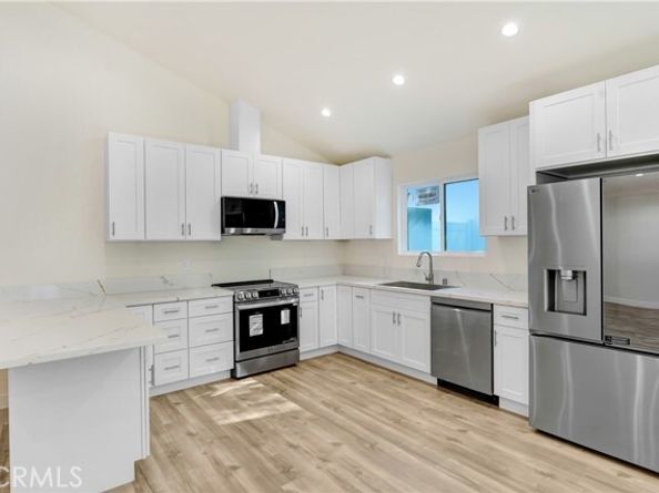 7454 Gaviota Avenue, Van Nuys (los Angeles) CA 91406