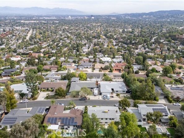 6035 Rod, Woodland Hills (los Angeles) CA 91367