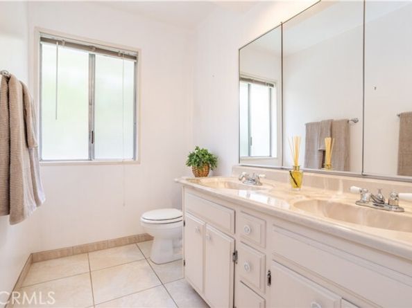 6035 Rod, Woodland Hills (los Angeles) CA 91367