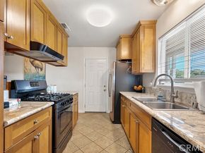 11347 Kelowna Street, Lakeview Terrace (los Angeles) CA 91342