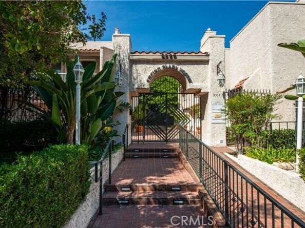 5333 Zelzah Avenue 102, Encino (los Angeles) CA 91316