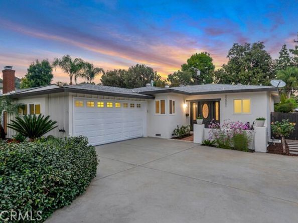 22051 San Miguel, Woodland Hills (los Angeles) CA 91364