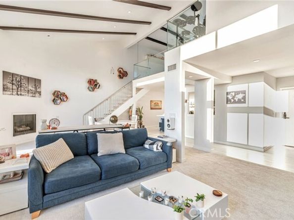 2385 Roscomare Road F10, Los Angeles CA 90077