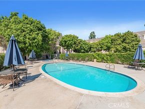 2385 Roscomare Road F10, Los Angeles CA 90077