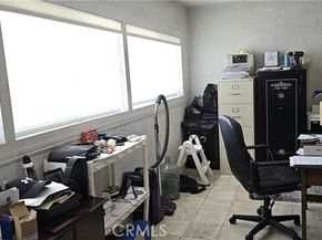 8467 Penfield Avenue, Winnetka (los Angeles) CA 91306