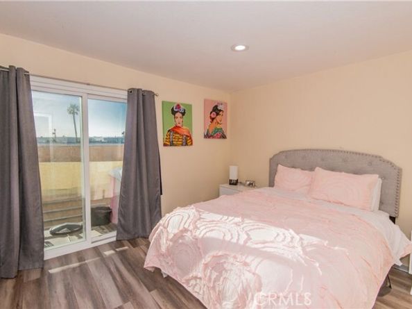 7045 Woodley Avenue 218, Los Angeles CA 91406