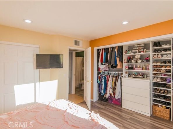 7045 Woodley Avenue 218, Los Angeles CA 91406