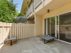 18411 Strathern Street 1, Reseda (los Angeles) CA 91335