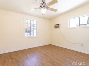 22152 Schoolcraft Street, Canoga Park (los Angeles) CA 91303